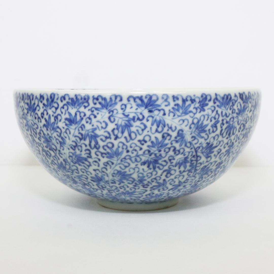 江戸期　古伊万里　染付　花唐草文　3.3寸　茶碗