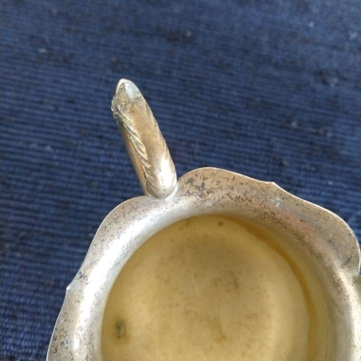 脚付きティーポット＆シュガーポットセット ビンテージ品 バラのレリーフ