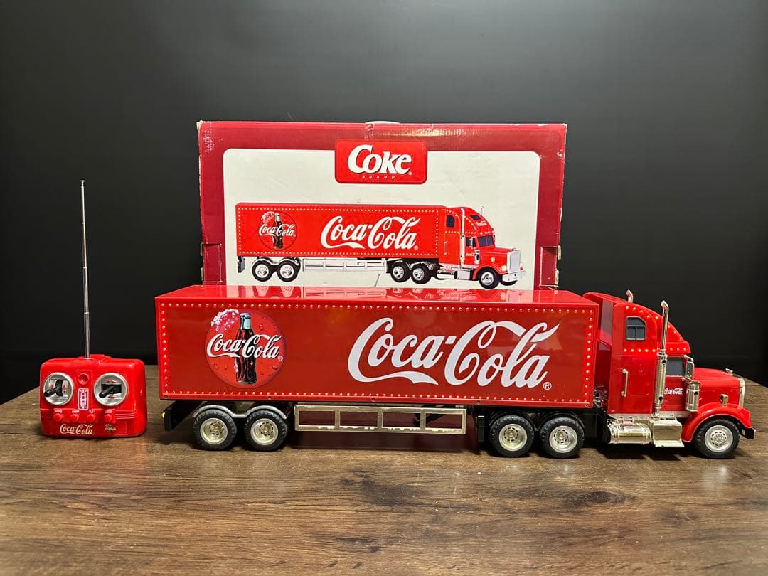 希少　Coca-Cola Truck ラジオコントロールトレーラー　非売品
