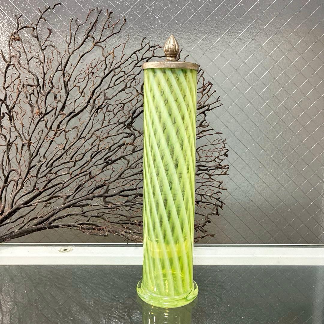 骨董　時代ガラス　希少　黄色乳白色　縞紋　筒型容器　花器　蓋は後付け