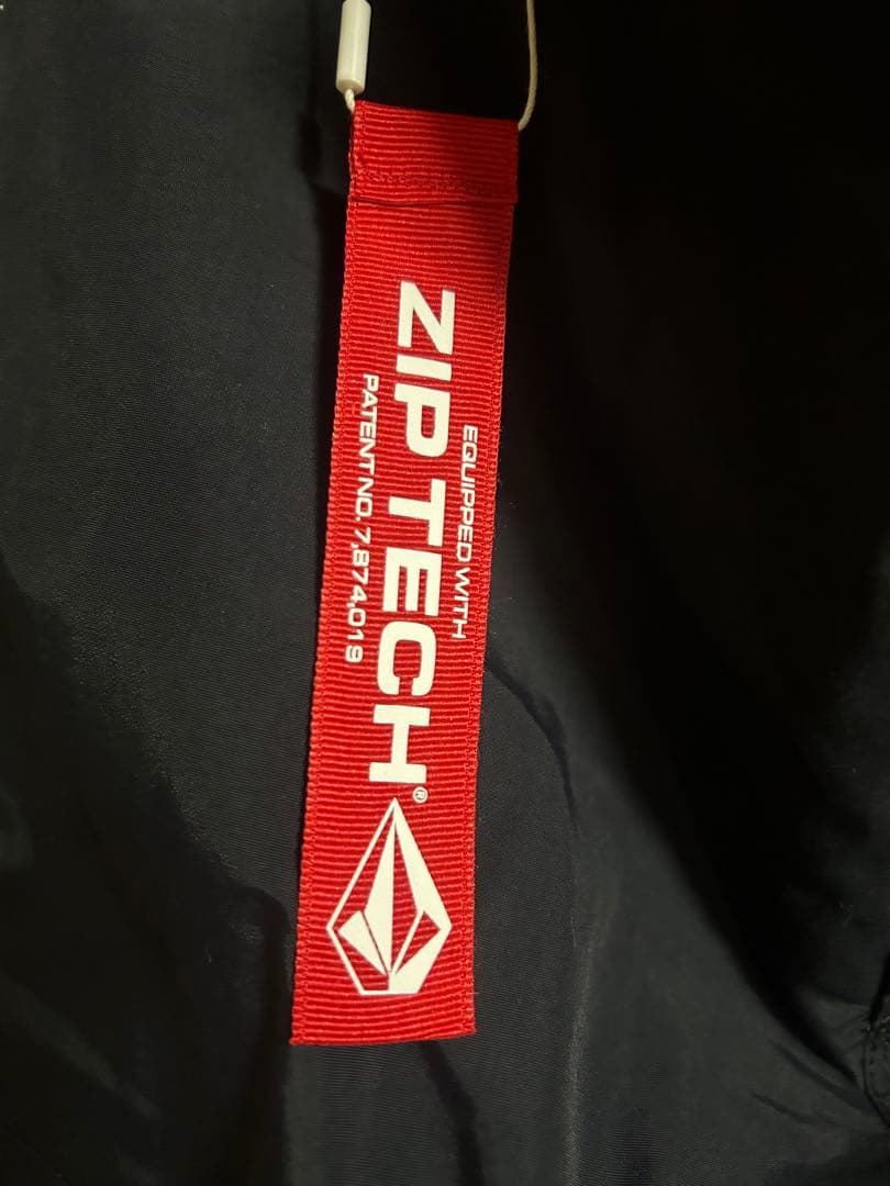 最終価格！新品⭐︎volcom L-GORE TEXパンツ　Lサイズ