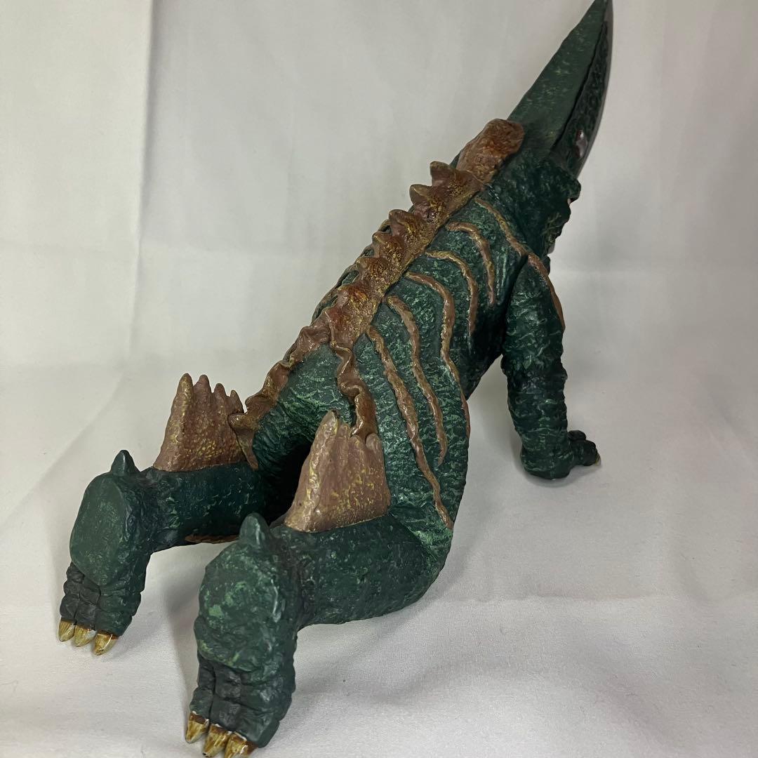大悪獣ギロン　ロケットプロ　メガフィギュアシリーズ　ガメラ　ソフビ