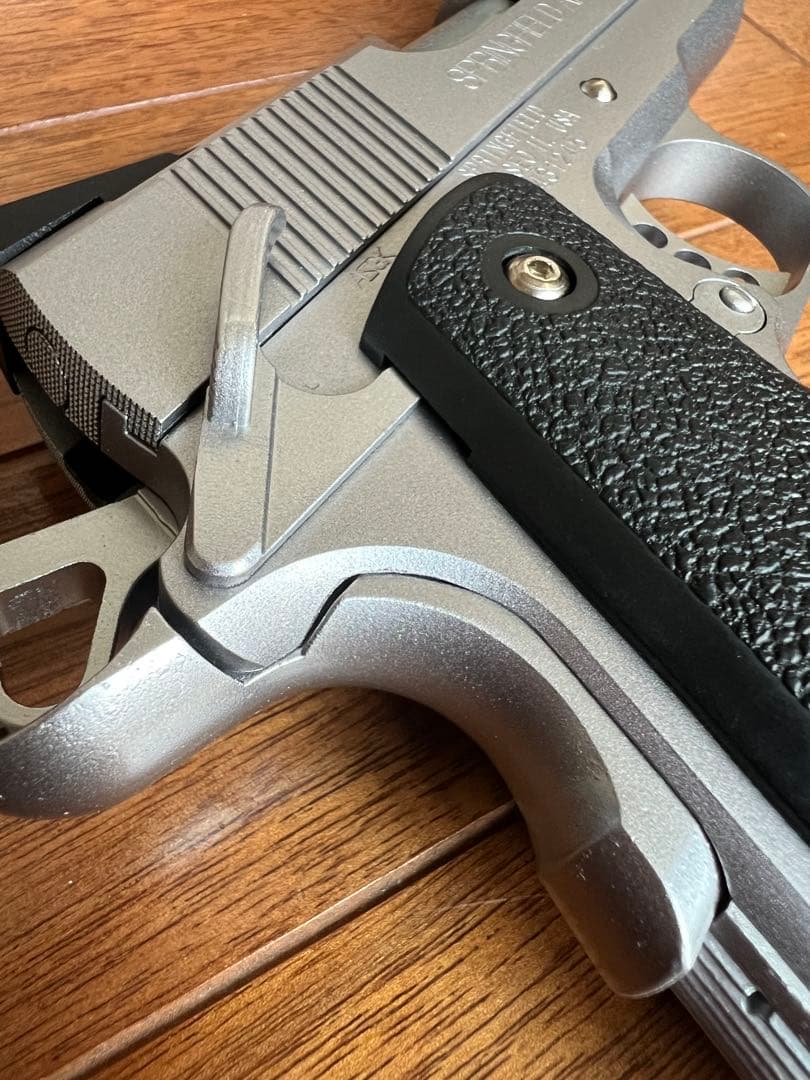 ウエスタンアームズ WA V10ウルトラコンパクト オールシルバー