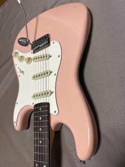 SQUIER AFFINITY ストラトキャスターモデル　シェルピンク