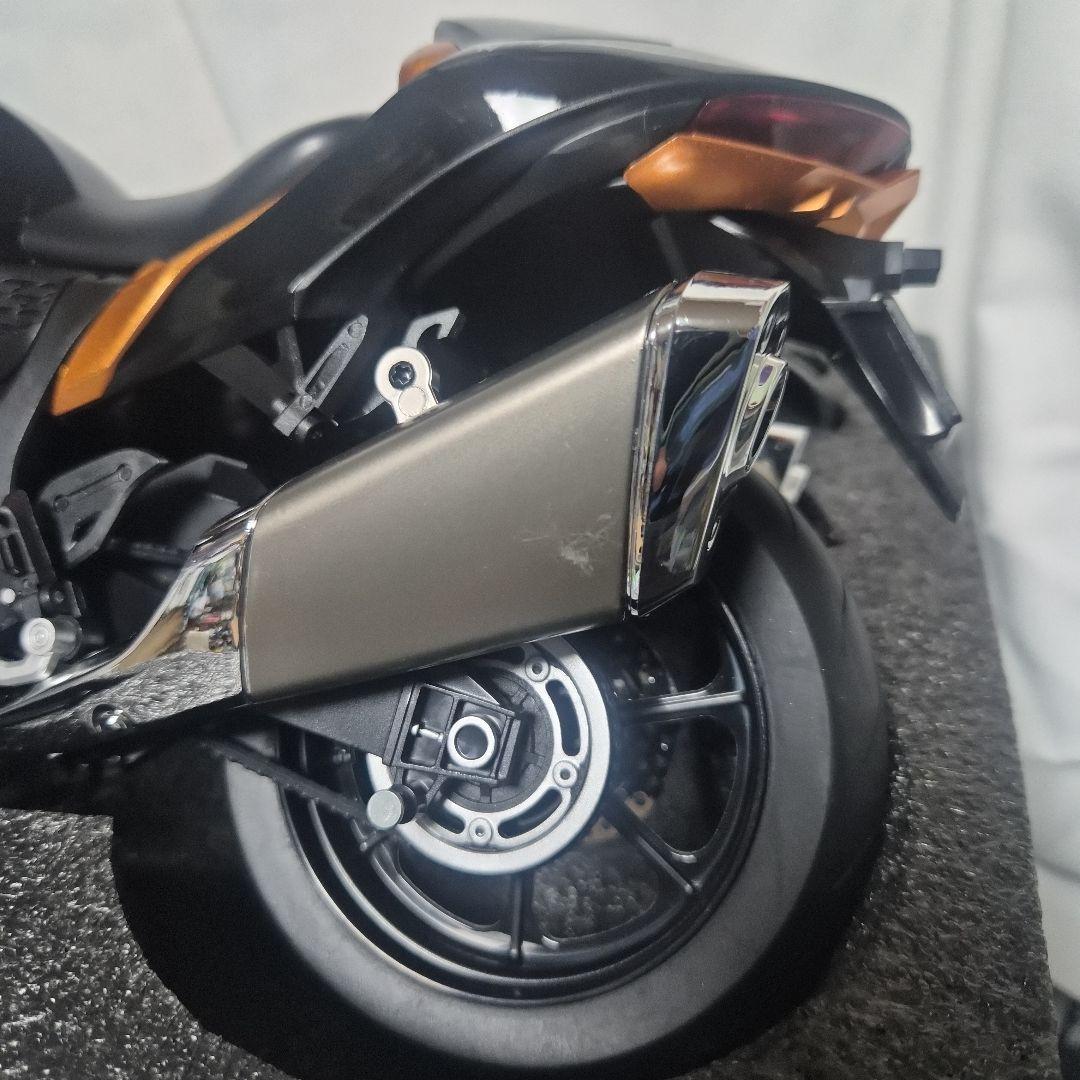 SUZUKI 隼 GSX1300R 33cm　ダイキャストモデル　ブラック