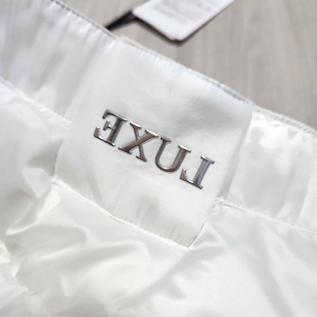 新品未使用☆LUXEAKMPLUS☆ゴルフサイドロゴ中綿セットアップM黒白