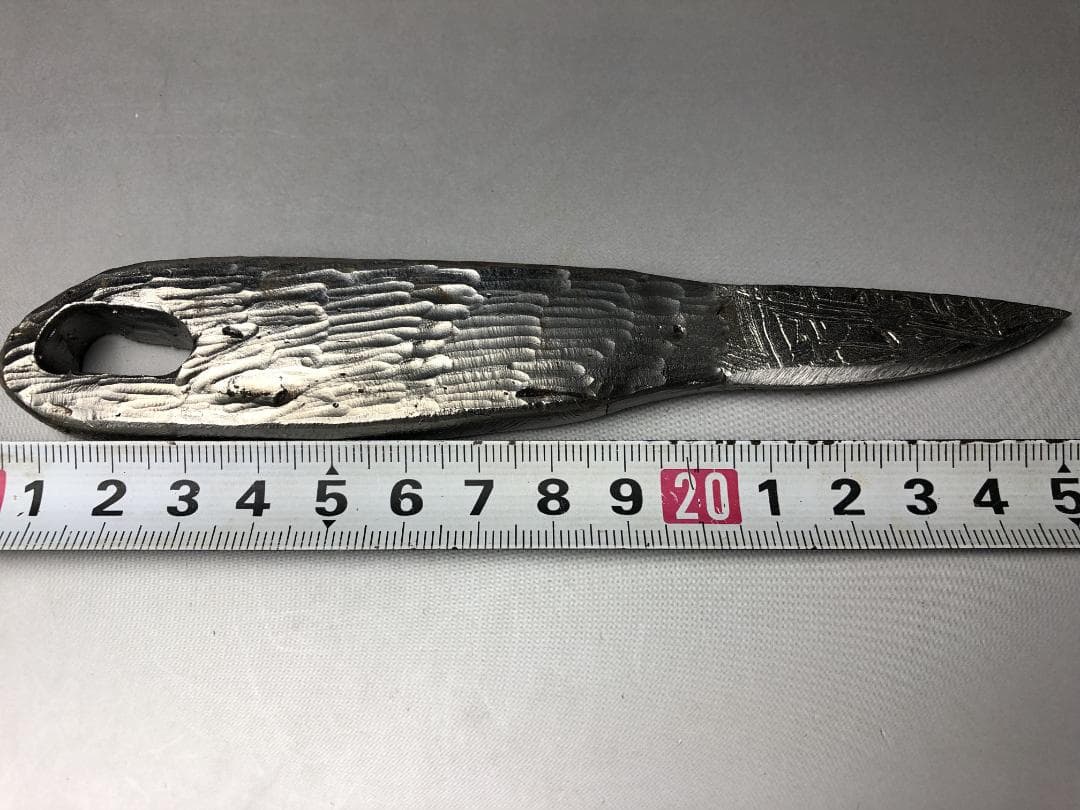 アルタイ隕石 使用 天鉄刀 刀型オブジェ・一点物 170g 共箱