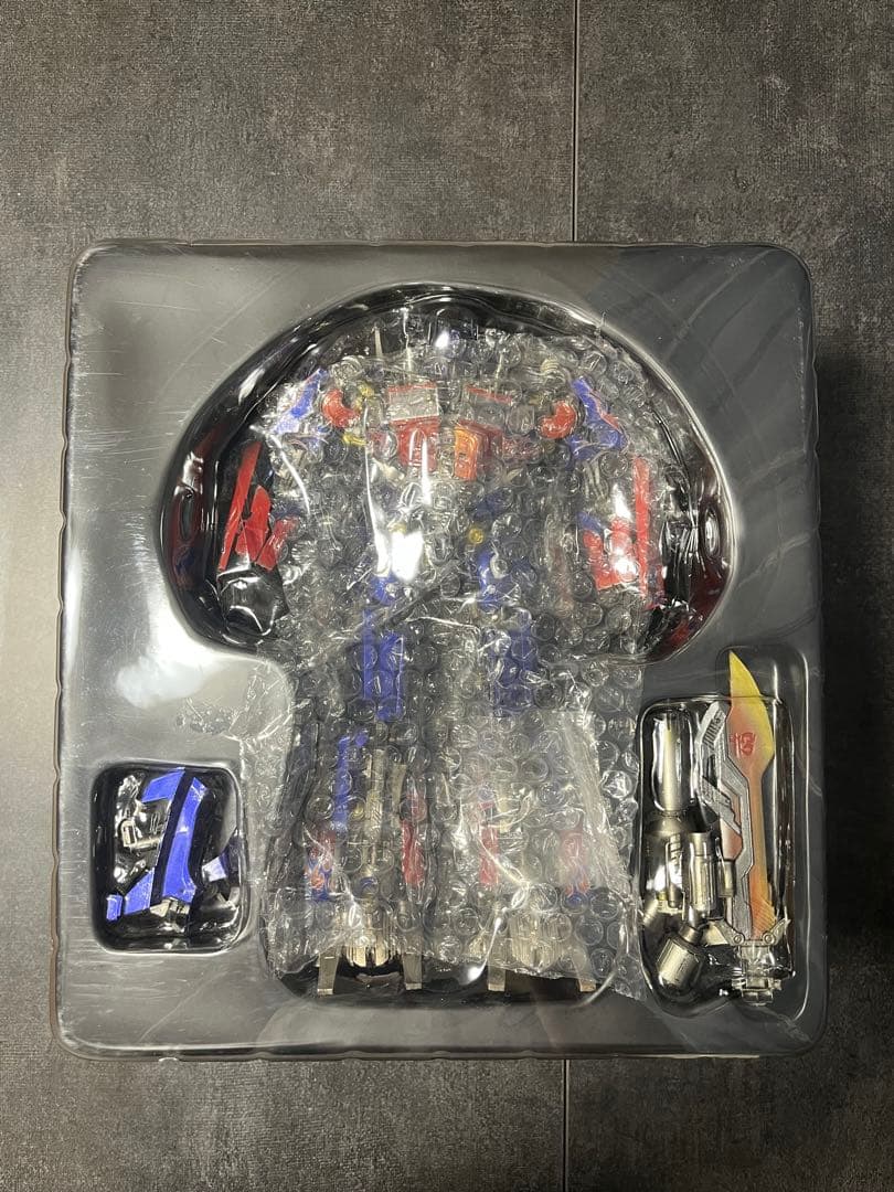 トランスフォーマー 4ever dmk オプティマス・プライム