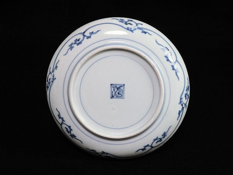 古伊万里　染付　蛸唐草に壽紋の図　６寸皿　江戸期　D075AS-BSl