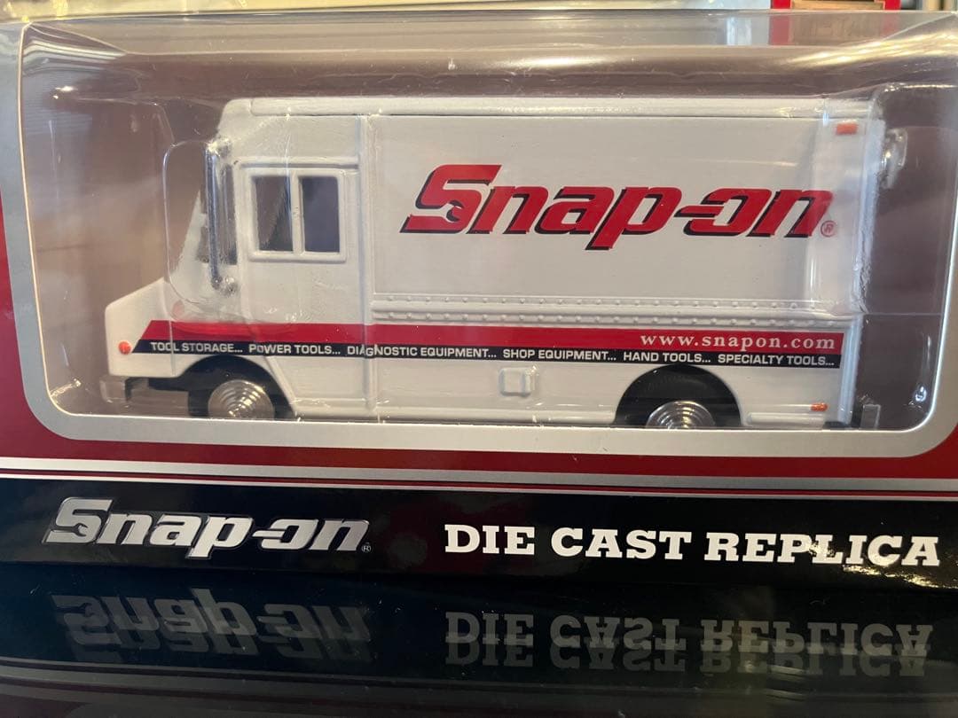 Snap-on MT-55 Freightliner ミニカー 1:32