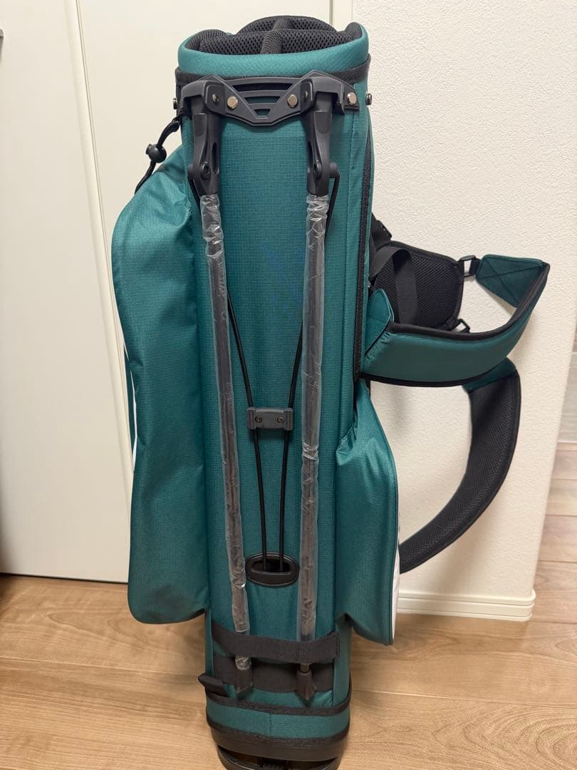 新品未使用adidas アディダス スリーストライプス スタンド式キャディバッグ