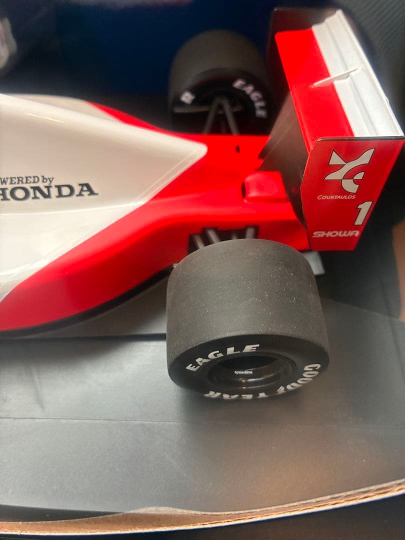 新品 ミニチャンプス 1/18 マクラーレンホンダ MP4/6 F1 セナ
