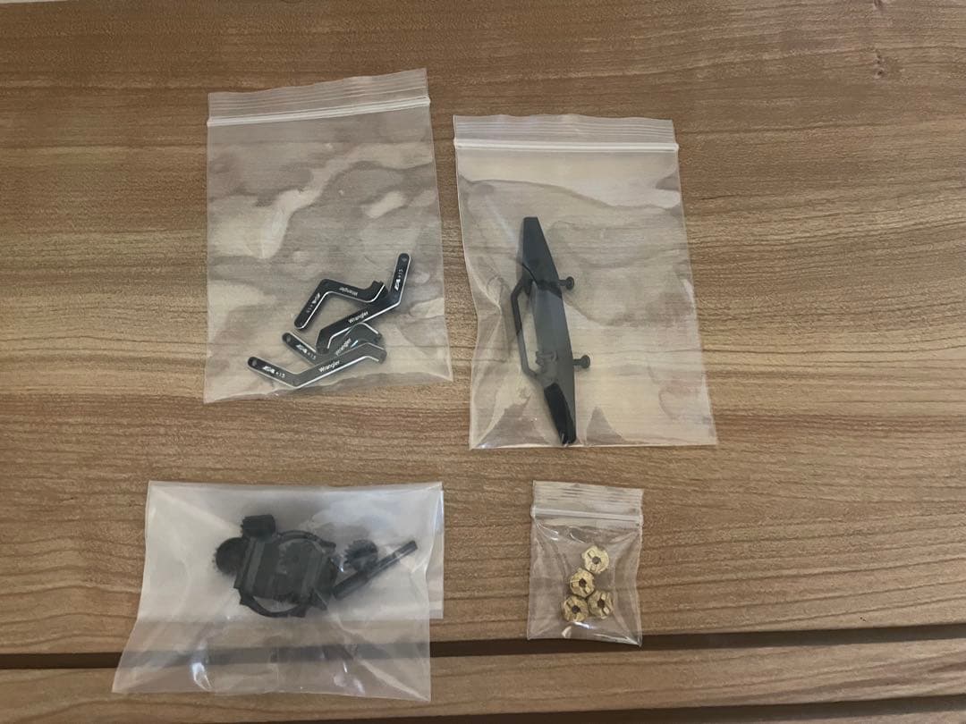 京商ミニッツ4x4 ジープラングラー　シルバー