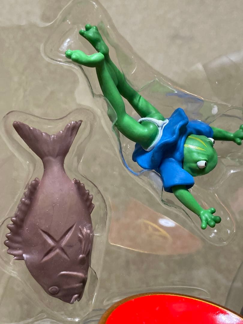 スタジオジブリ　千と千尋の神隠し　もっと！むしゃむしゃ貯金箱　カオナシ カエル