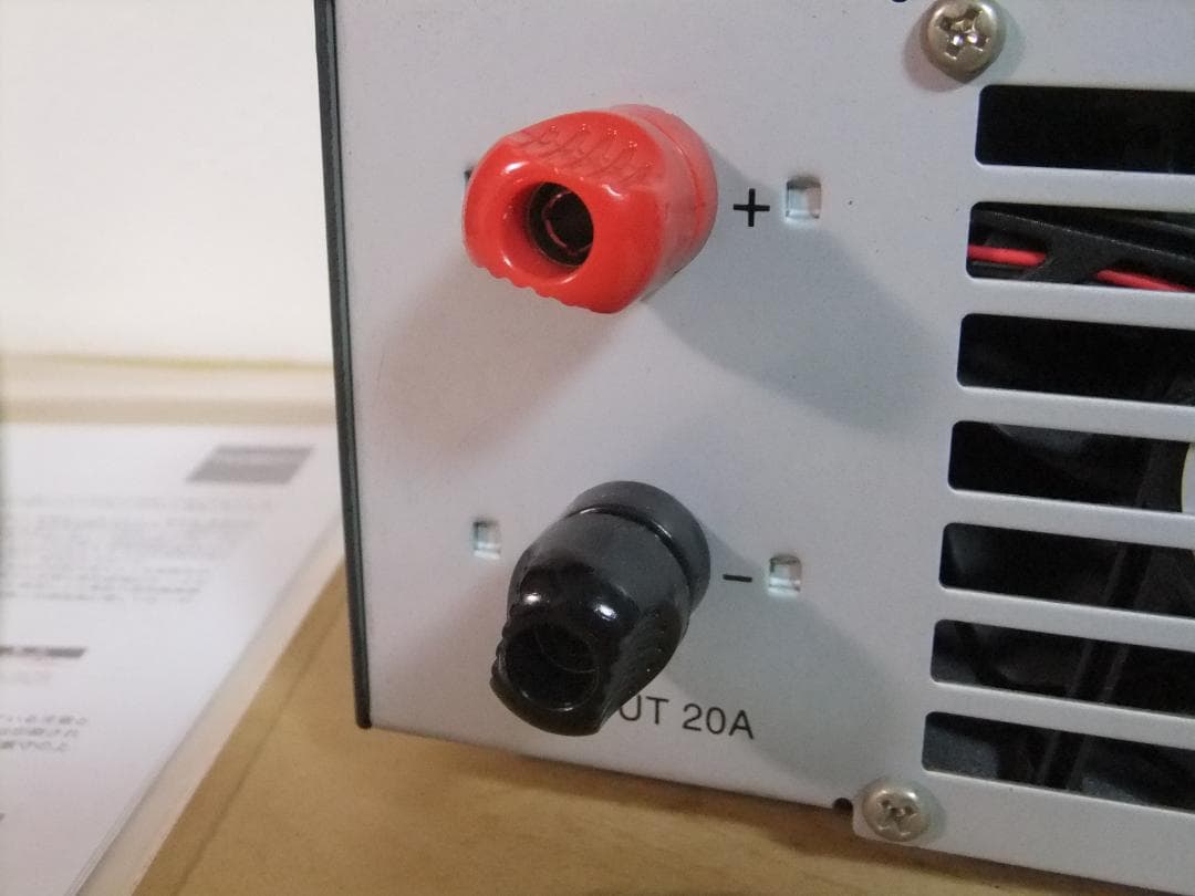 ☆赤い彗星　ダイヤモンド 安定化電源　DSP2000（現状渡し）☆