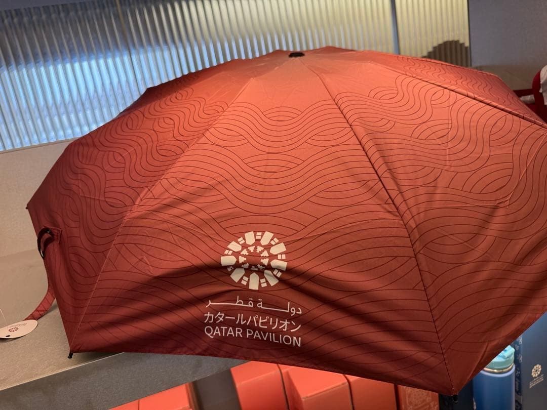 大阪万博 カタールパビリオン 3点 トロフィー 傘 パズル EXPO 2025