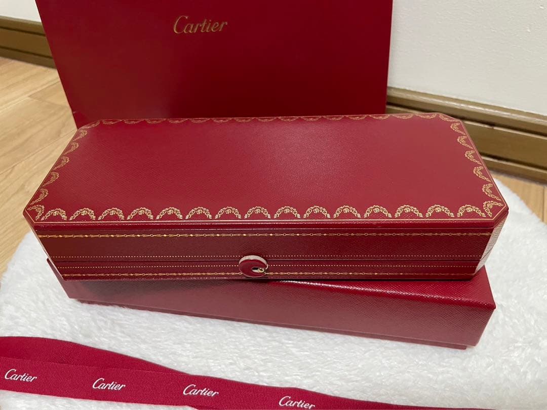カルティエ　ブレスレット　箱