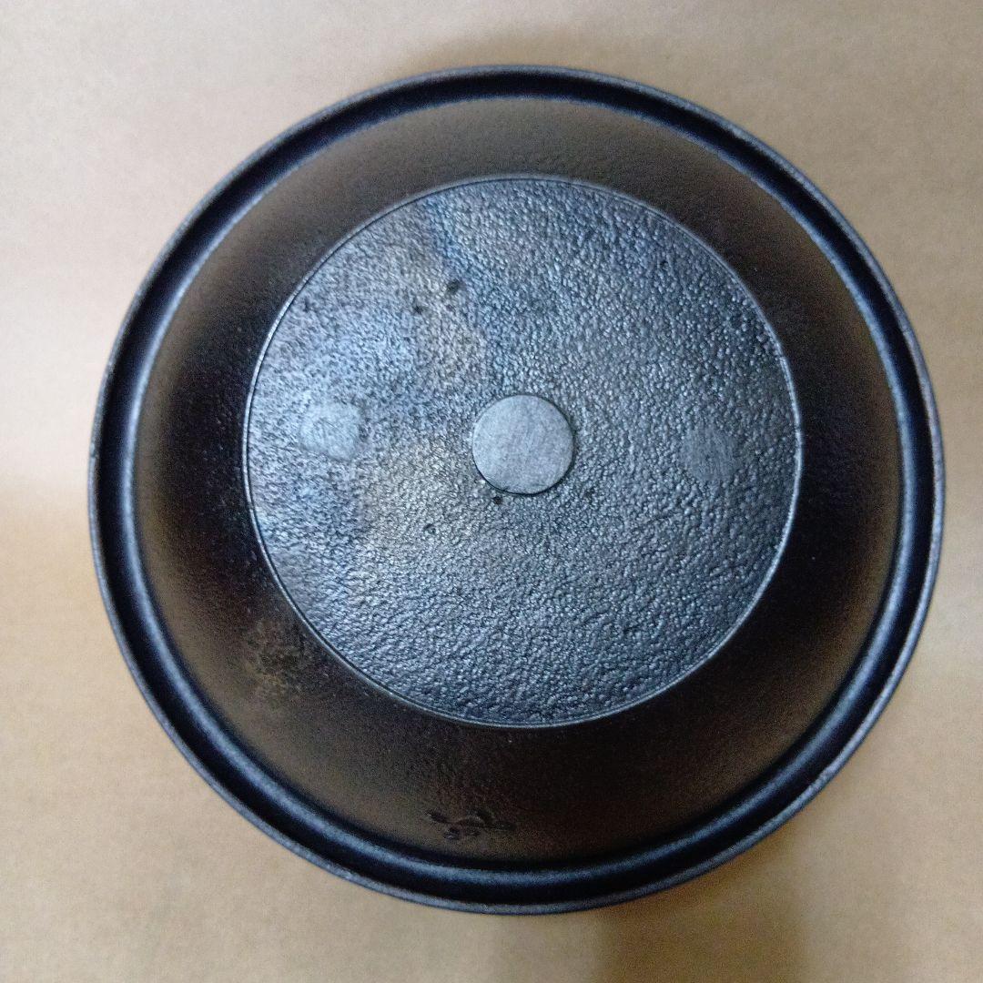 茶道具　鷺地紋真形釜