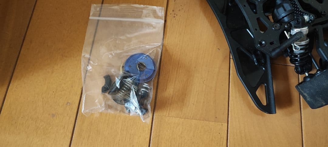 最終早価格！！激安！エンジンカーラジコンカー 　xray クラッチ付き　無限