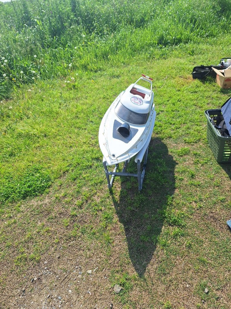 POLICE 02モデルボート手渡し希望