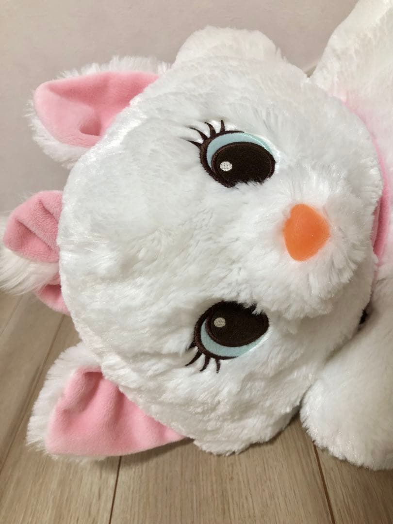 マリーちゃん　ディズニーストア　ぬいぐるみ　寝そべりぬいぐるみ　レア　販売終了