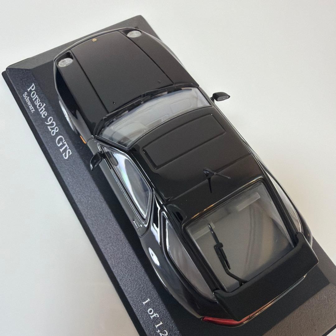 ミニカー 1/43 Porsche 928 GTS 1991 / PMA