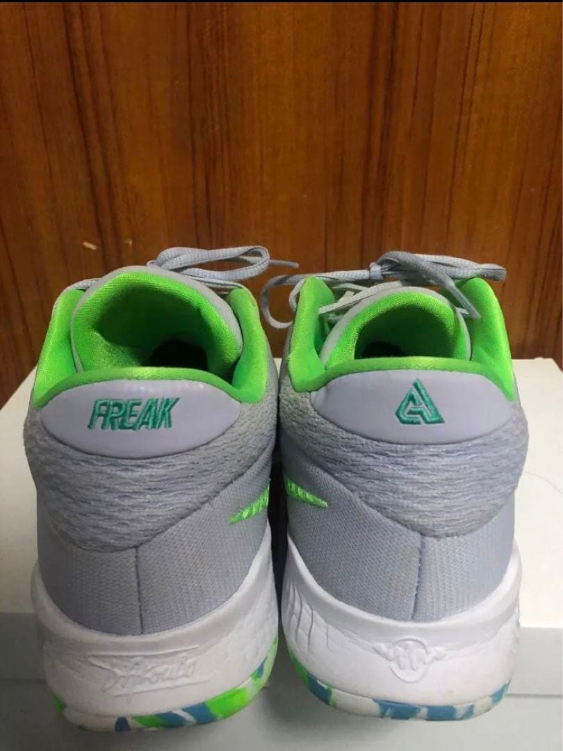 Nike カイリーlow4.フリーク4セット(29cm)