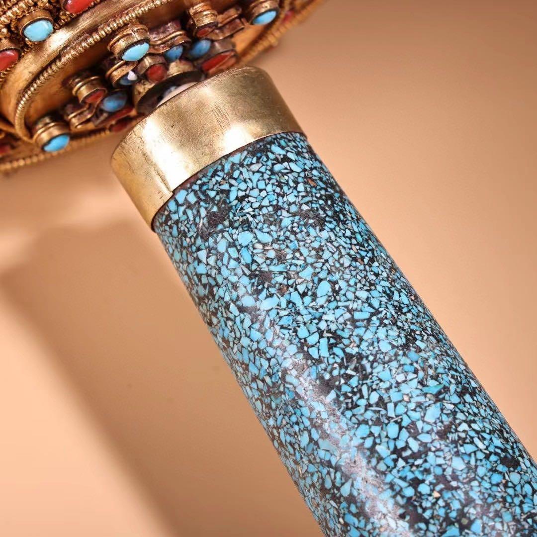 珍品、旧蔵、チベット所蔵、工芸造糸締めはめ込み宝石鎏金転経輪、経巻が入っておる