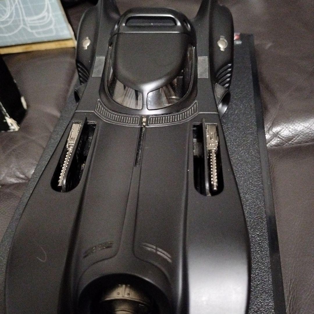 マテル　ホットウィール　バットマン バットモービル 1/18ダイキャストミニカー