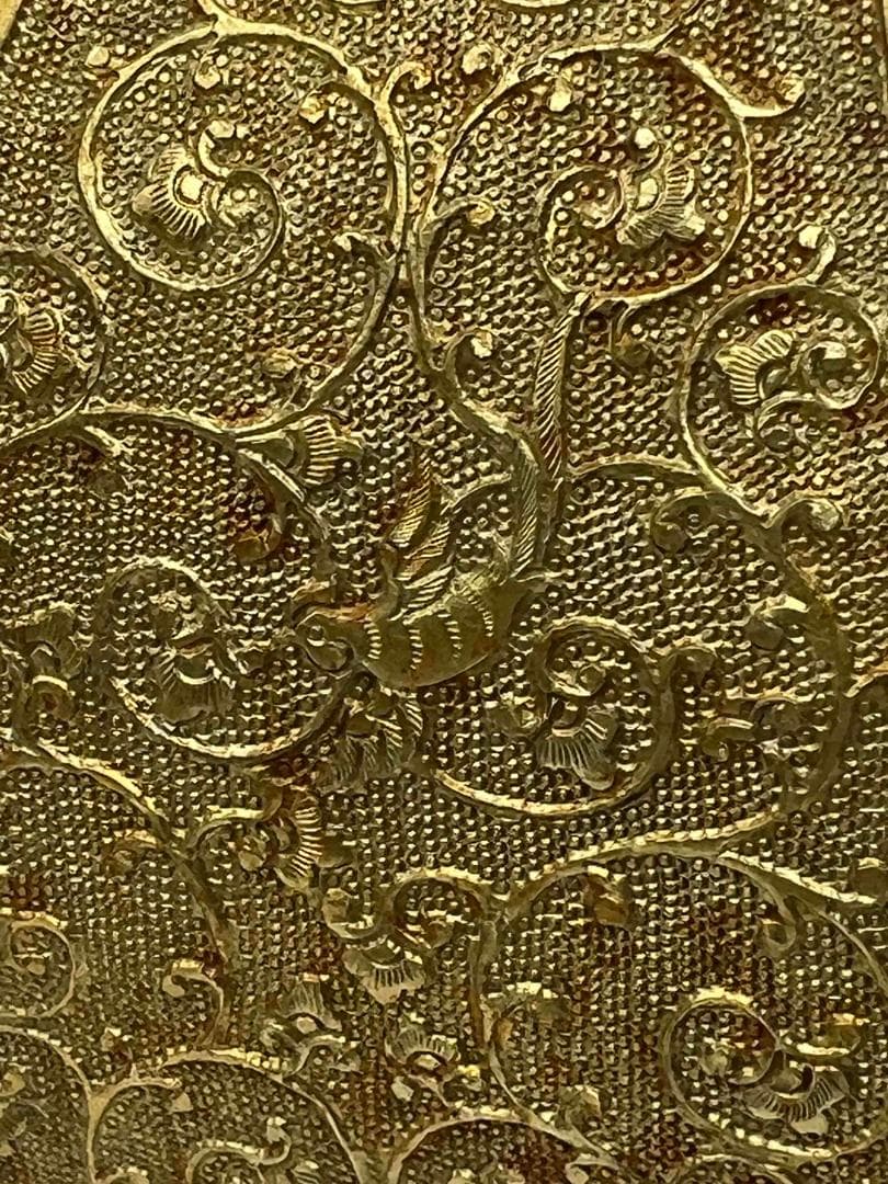 唐時代　金器　金象嵌鏨彫吉祥唐草紋瑞獸夔龍文八角金花瓶(B-74)