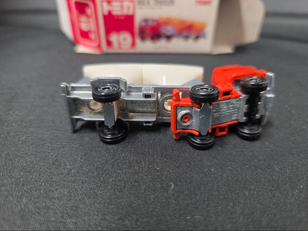 トミカ赤箱19日野バルクトレーラー東京製糖 (日本製)