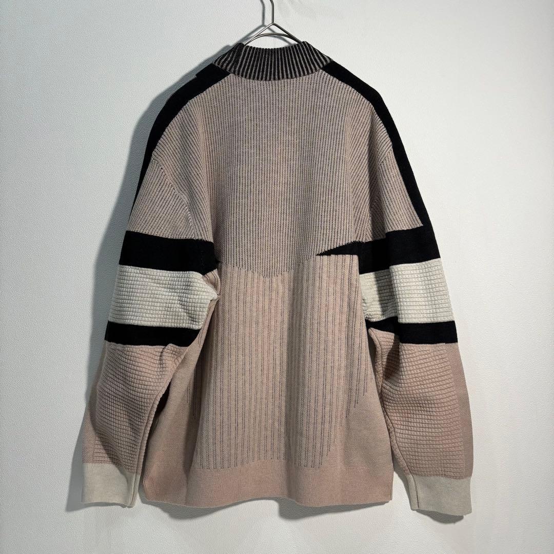 専用様…ピンクジャケットadidas モックネックセーターとキルティングパンツ