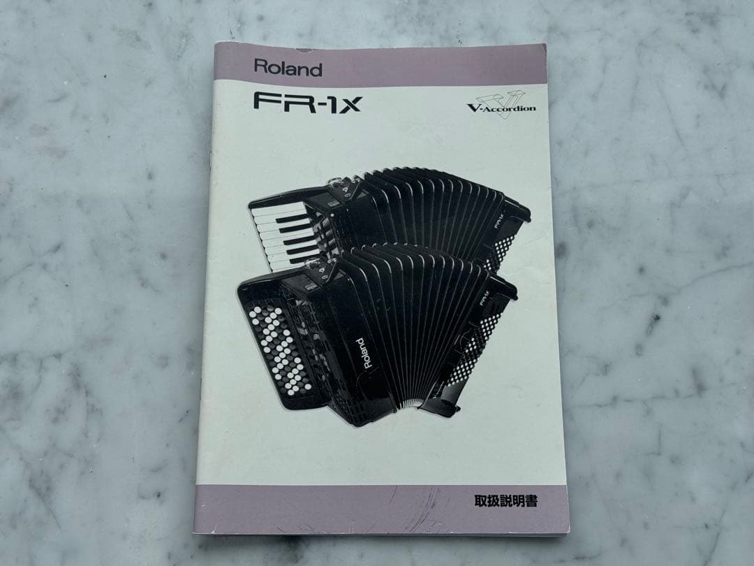 M*郎様 Roland V-Accordion FR-1X BK Vアコーディオ