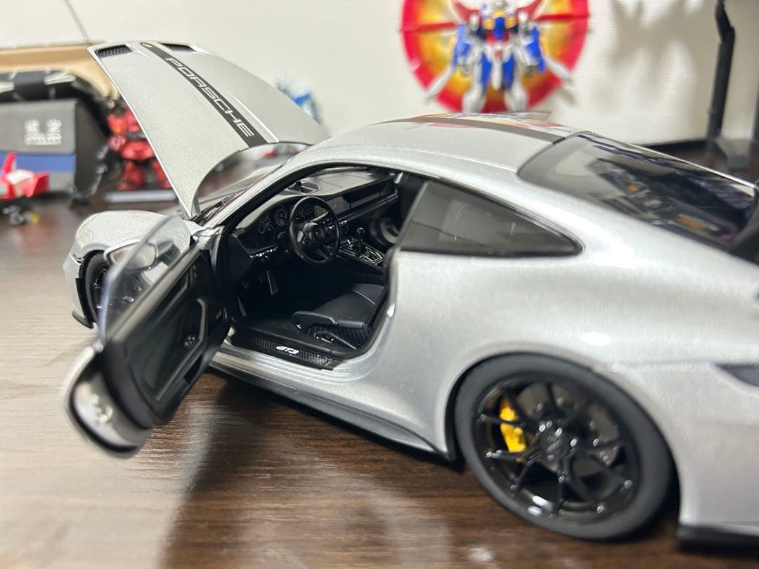 ノレブNOREV ポルシェ911 GT3 1/18ミニカー