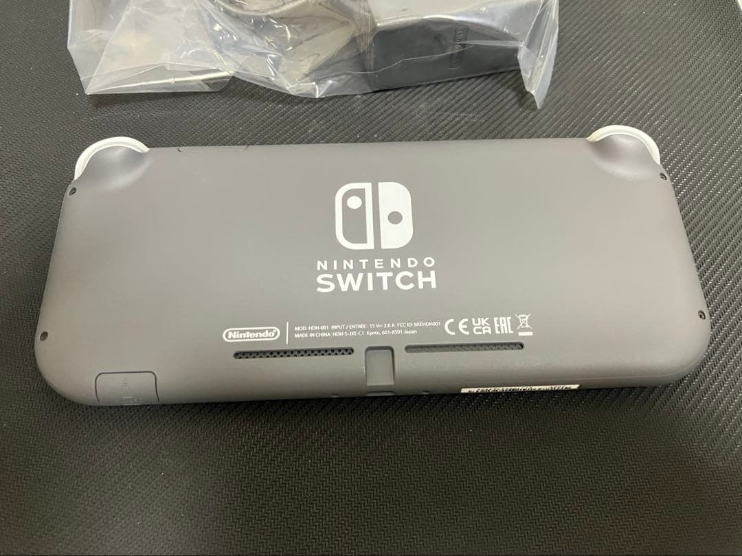 Nintendo Switch Lite グレー本体　中古品　美品