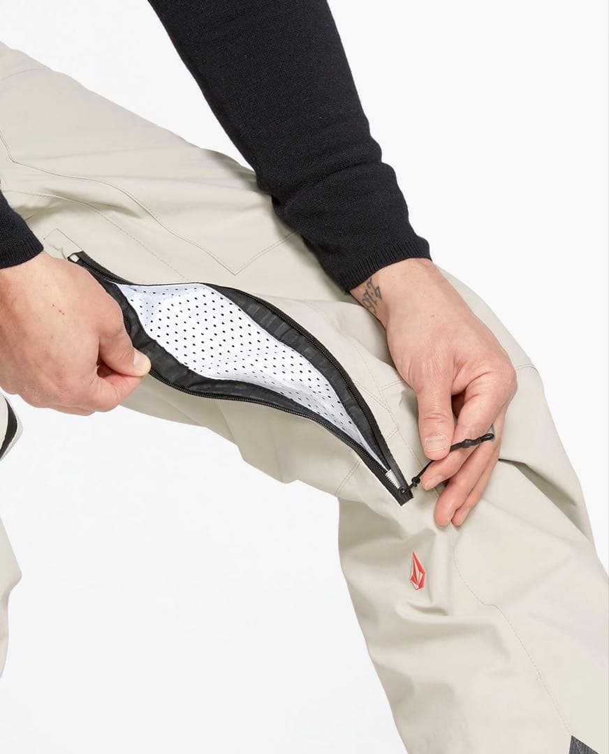 【新品未使用】ボルコム ガイドゴアテックス　パンツ　Lサイズ