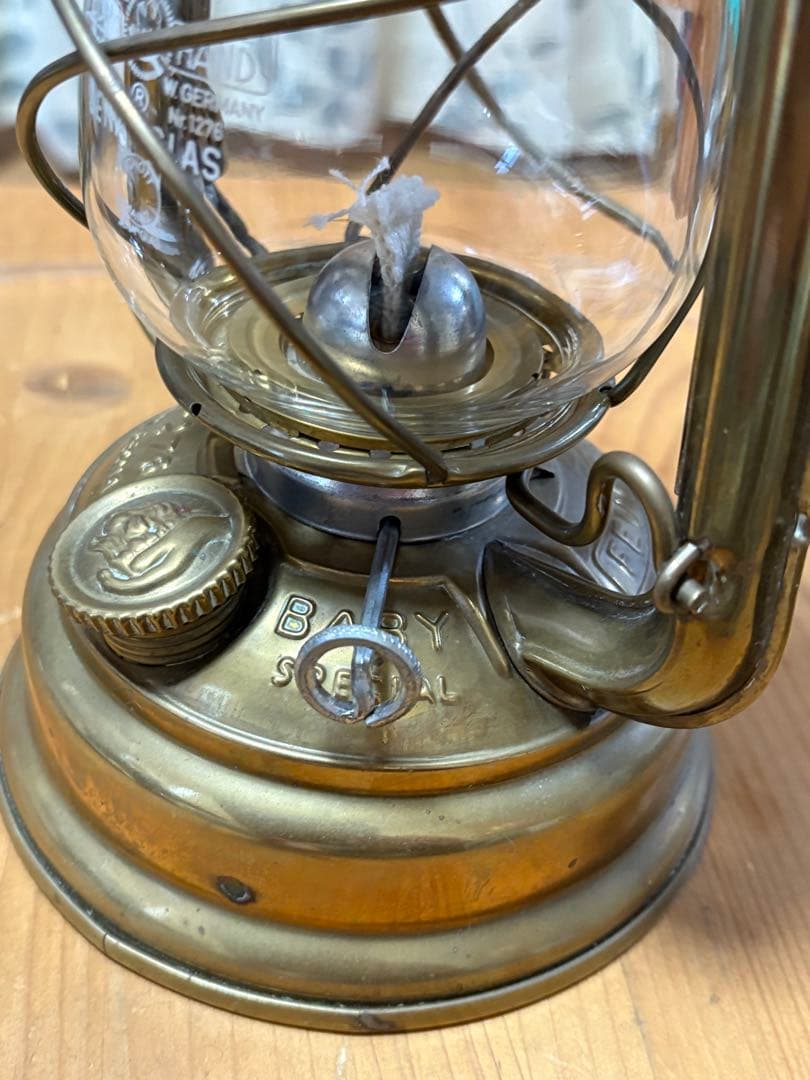 ライト・ランタン FEUERHAND276 STK Brass