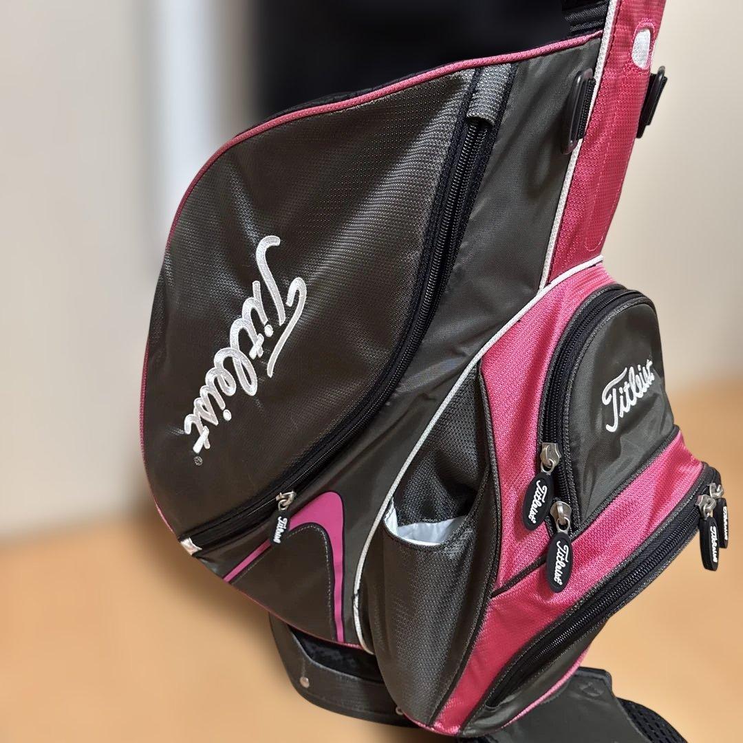 【美品】TITLEIST キャディバッグ　9.5型　軽量