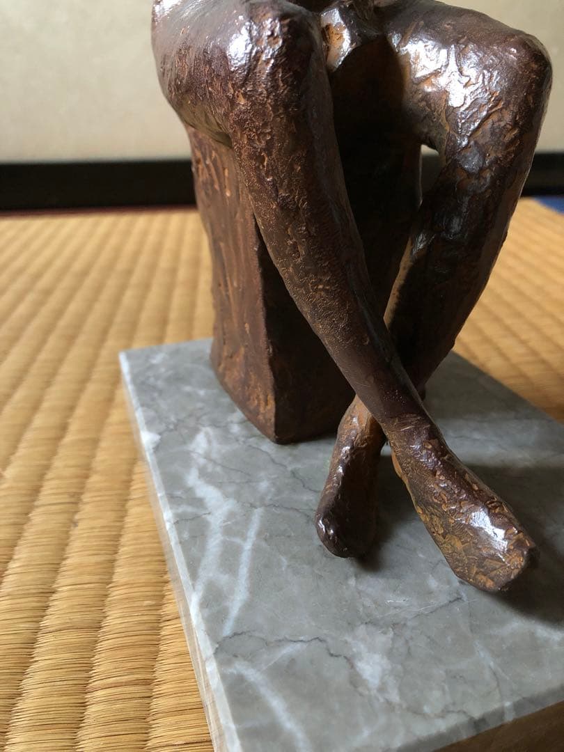 裸婦坐像　板橋一歩氏作　共箱入