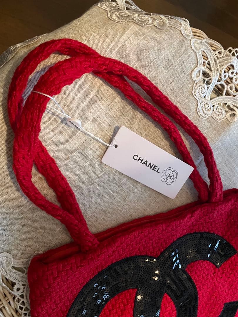 ま*ち様 新品未使用品✨CHANEL ビッグココマーク レッド　ノベルティ