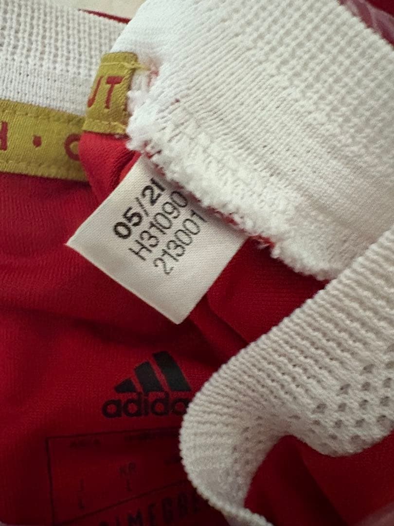 マンチェスターユナイテッド 21-22 ホーム オーセンティックユニフォーム