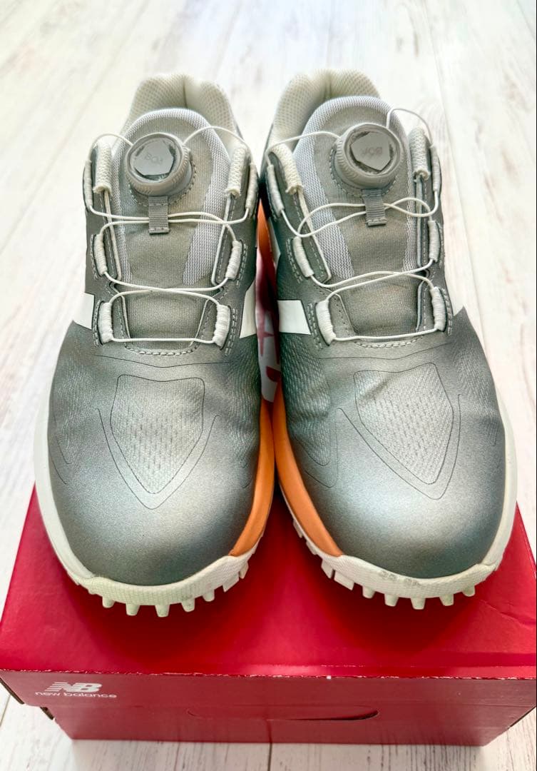New Balance ゴルフシューズ シルバー/オレンジ