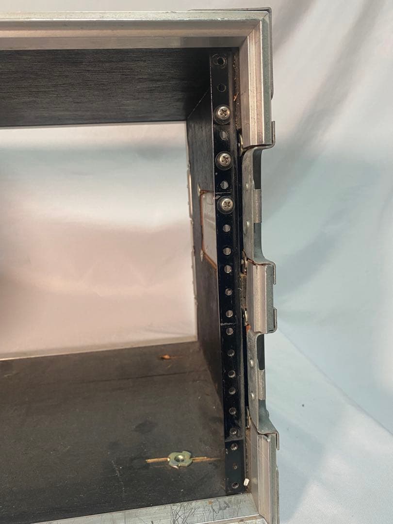 2786❣️ ARMOR ( アルモア ) 7Uラックケース　キャスター付き