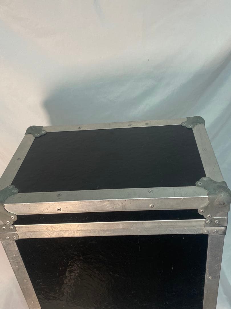 2786❣️ ARMOR ( アルモア ) 7Uラックケース　キャスター付き