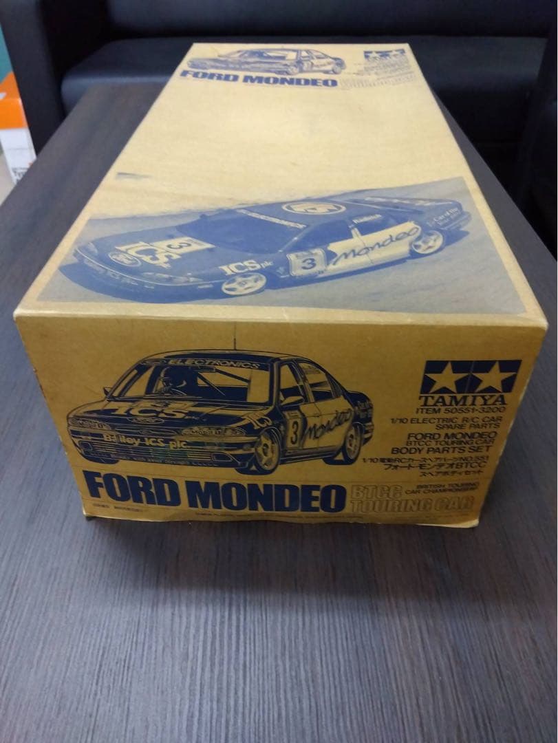 タミヤフォードモンデオラジコンボディ