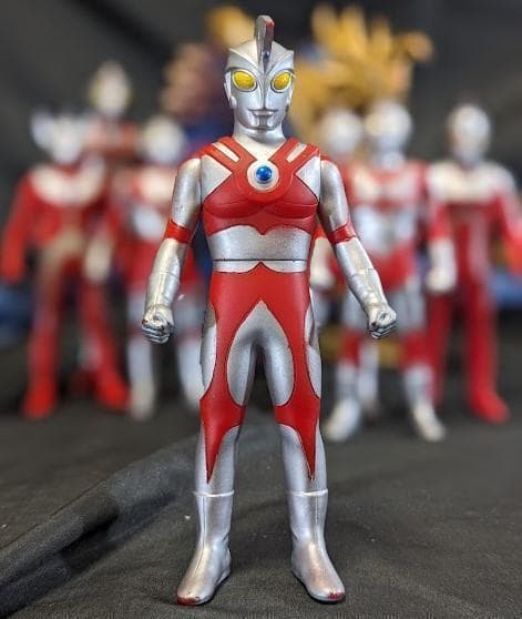 Ｕキラーザウルス＆メビウス＋ウルトラ６兄弟（バンダイ）ソフビ２体＋６体セット