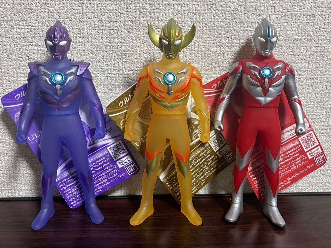 ウルトラヒーローオーブ ウルトラマンオーブ ソフビ フィギュア タグ付き