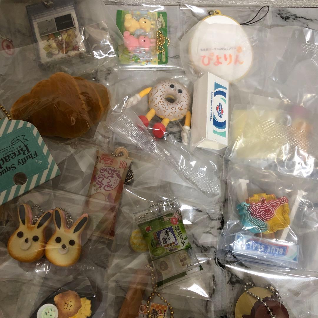 ノンジャンル　ミニチュア　食品　ガチャ　大量　　　冷蔵庫付き