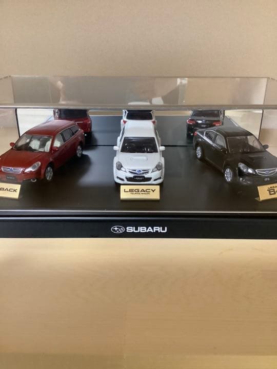 新品非売品　SUBARU　スバルレガシィ　1/43スケールのミニカー