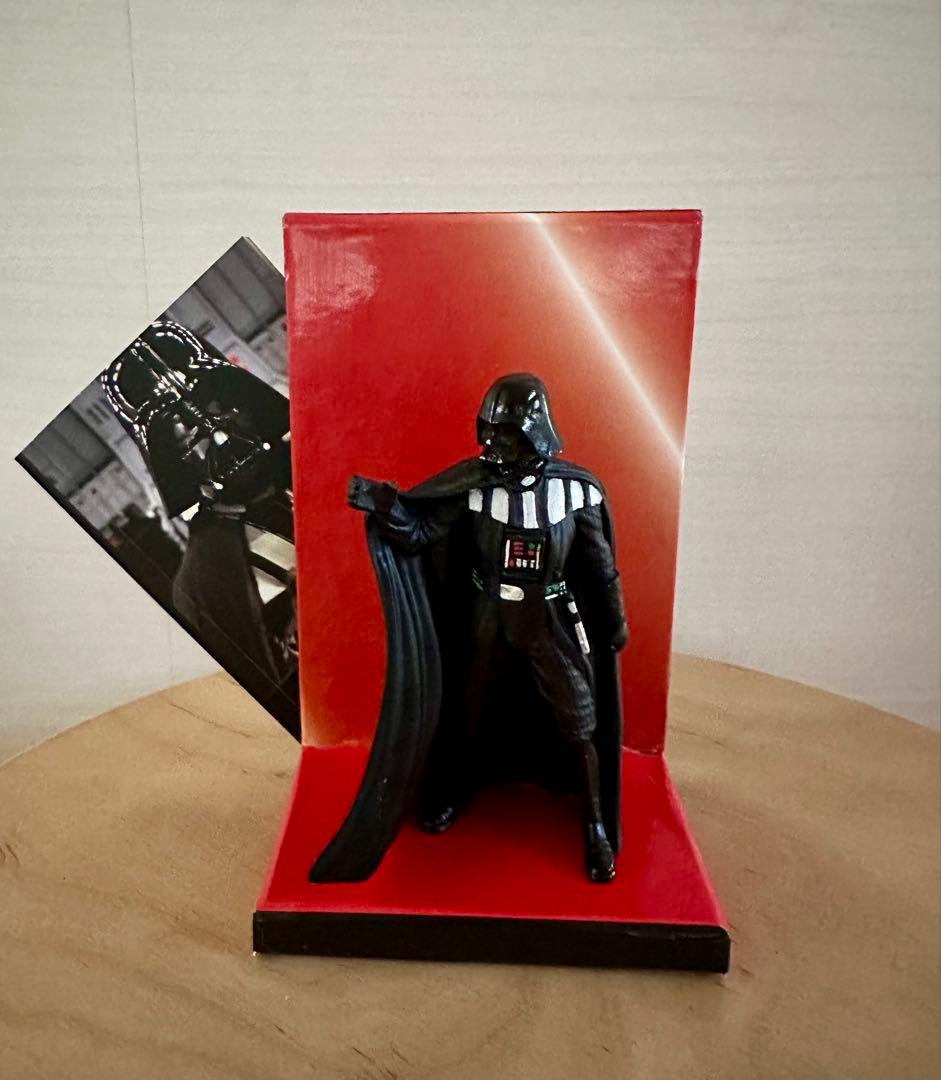 R2-D2 C-3PO フィギュアとダースベーダー　ヨーダフィギュアセット